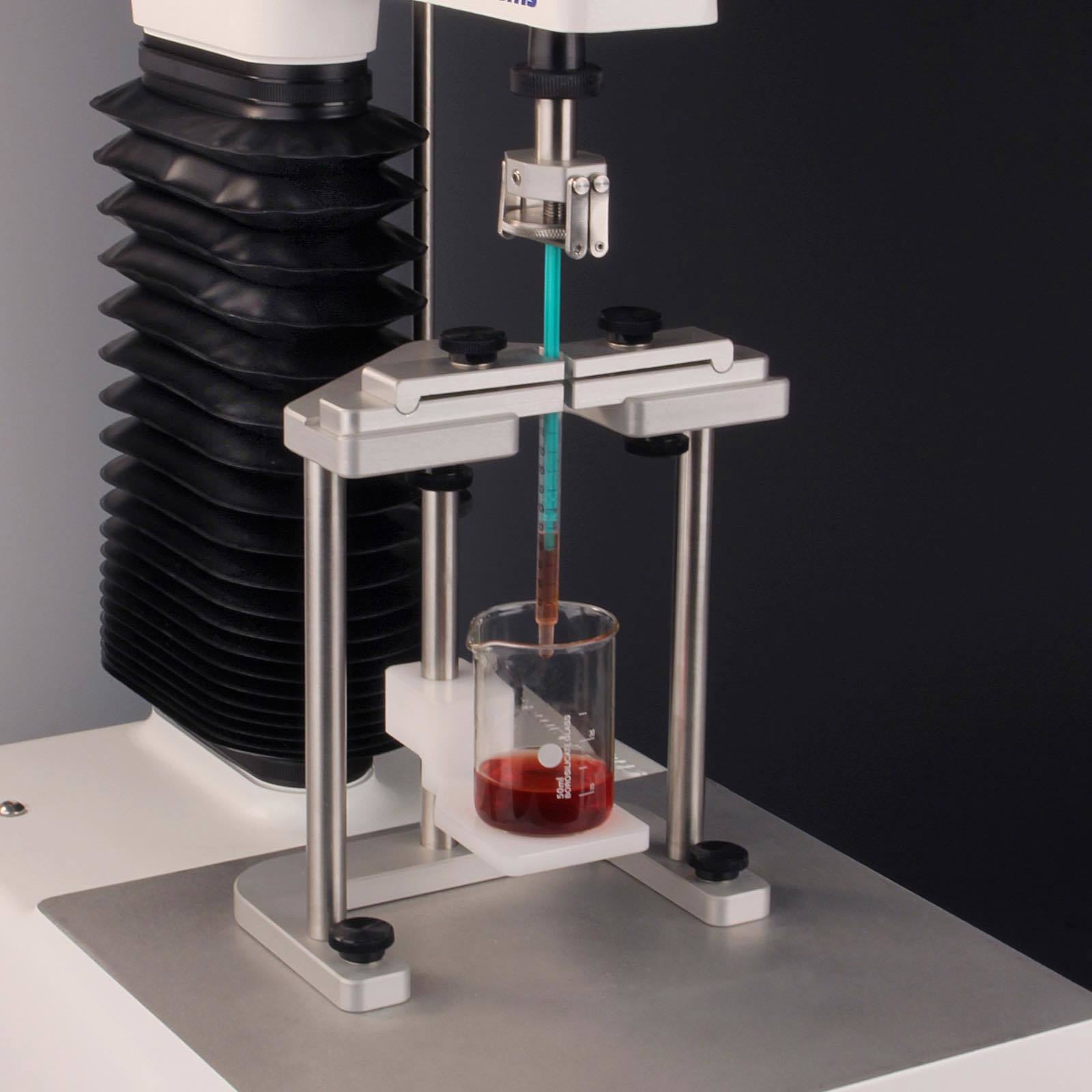 Object Platform Using Syringe Syringe Laboratory Apparatus