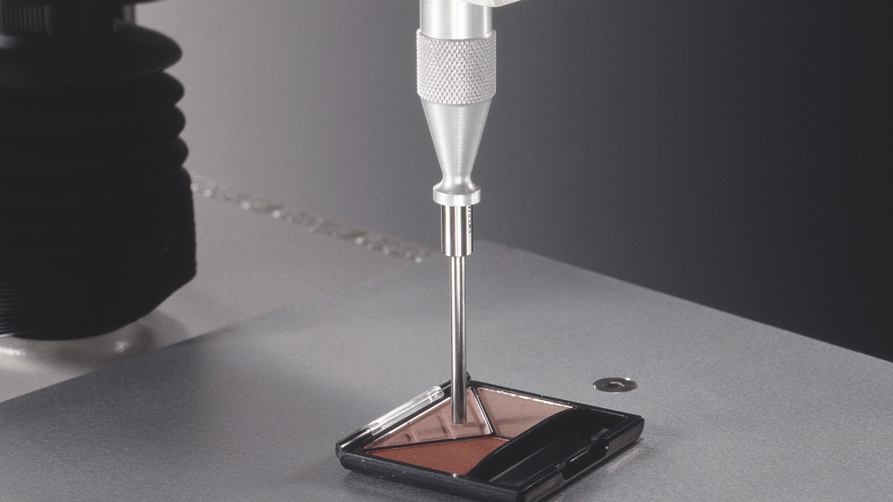 Cosmetic powders: Getting flow and compaction right
