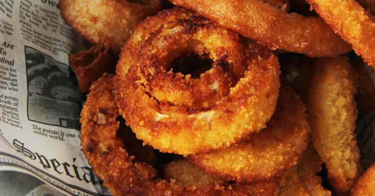 How does texture affect eating habits?