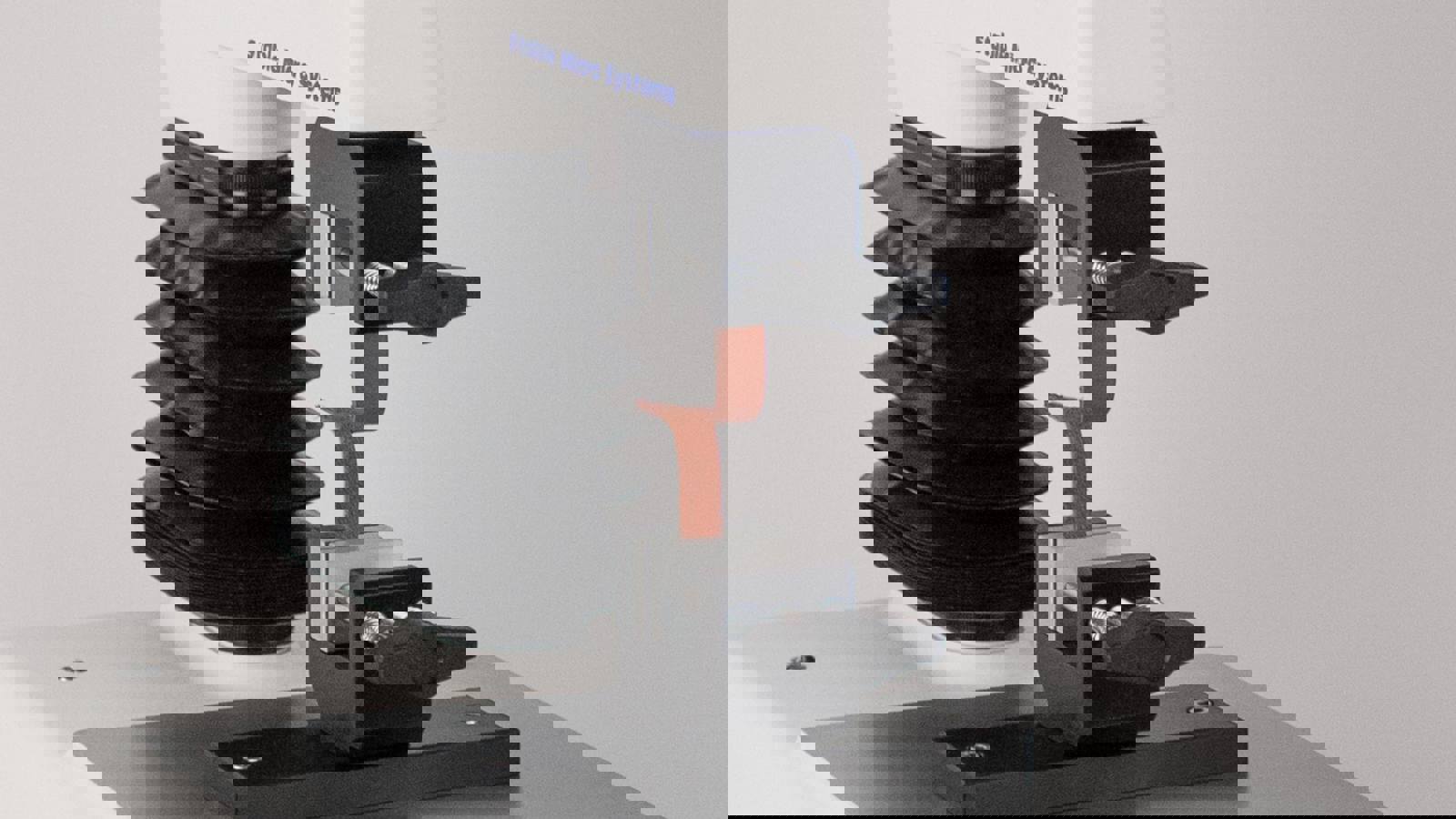 Tensile Grips performing a single edge tear test