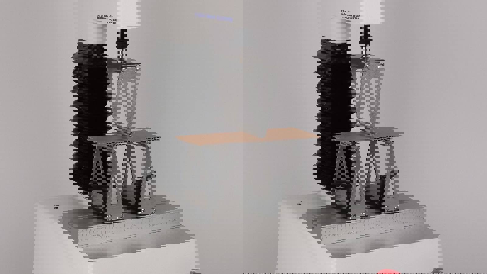 A/3PB Large Three Point Bend Rig testing cardboard