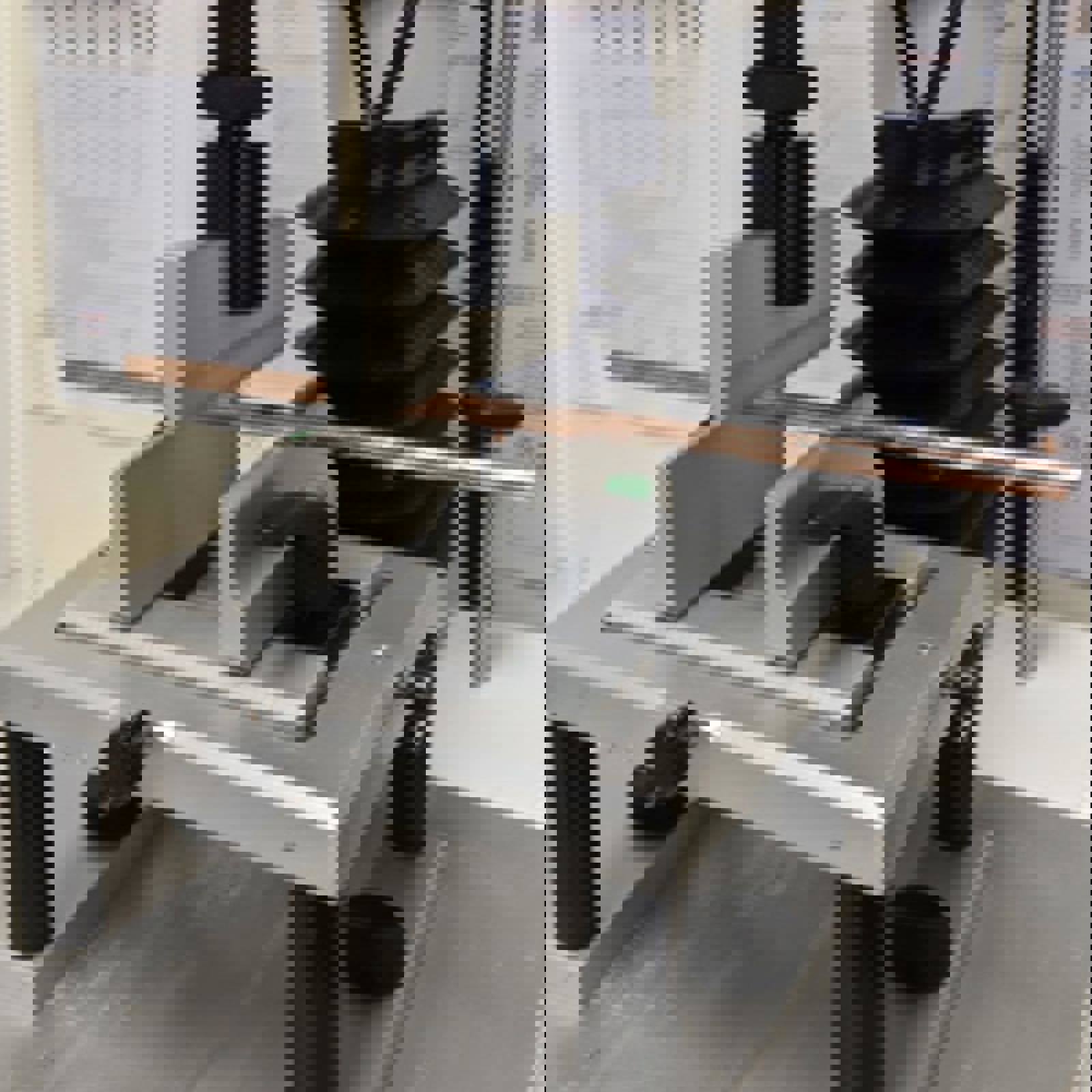 Small Three-Point Bend Rig testing metal staraw